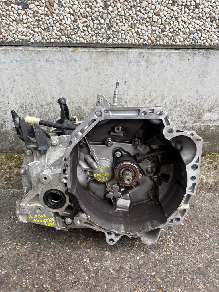 VERSNELLINGSBAK RENAULT CLIO 5 V 1.0 SCE *JH3 396, Ophalen, Renault