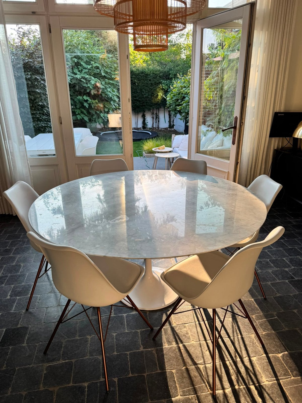6 plastic stoelen met kunstlederen zitting (Eames stijl), Synthétique, Enlèvement, Eames, Blanc