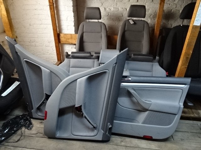 INTERIEUR COMPLET Volkswagen Golf V (1K1) (1K4881105GD), Autos : Pièces & Accessoires, Habitacle & Garnissage, Volkswagen, Mevr. I. Hauben
