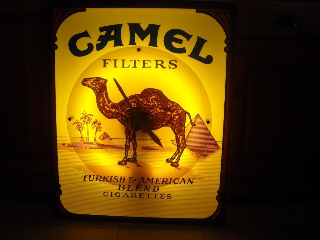 Camel - neon - verlicht bord - lichbak, Verzamelen, Merken en Reclamevoorwerpen, Ophalen, Zo goed als nieuw, Lichtbak of (neon) lamp