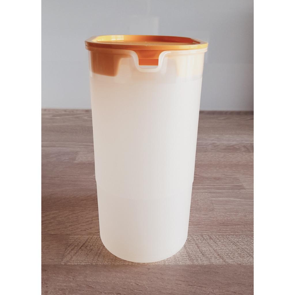TUPPERWARE VINTAGE - PICHET + COUVERCLE JAUNE, Enlèvement ou Envoi, Comme neuf, Jaune, Récipient ou Bol