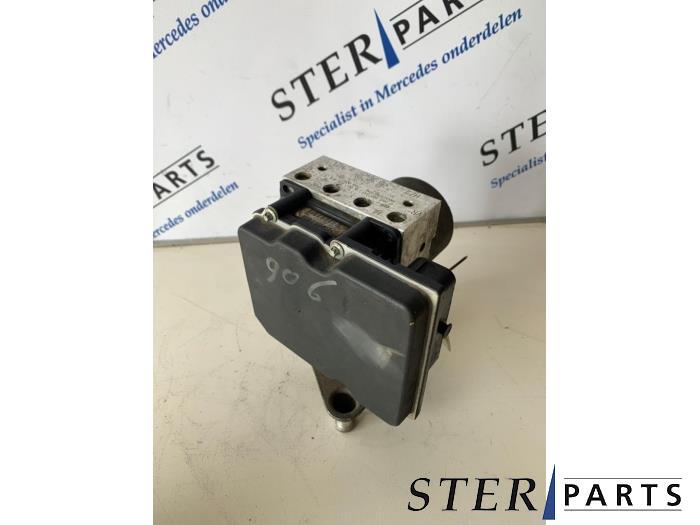 Pompe ABS d'un Mercedes Vito, 3 mois de garantie, Utilisé, -, -
