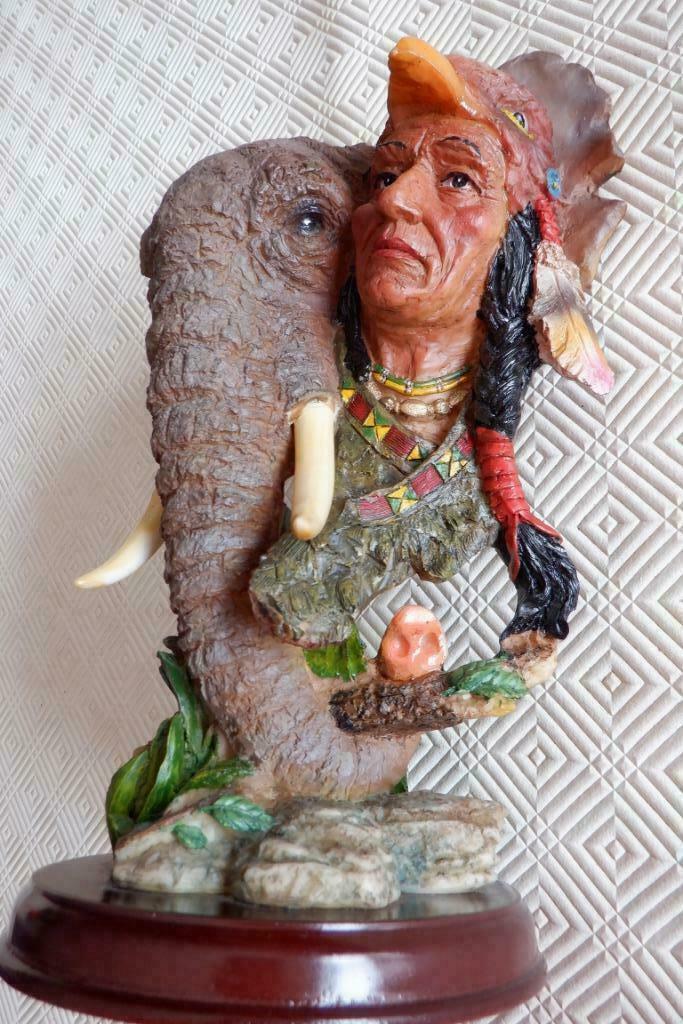 beeld van indiaan met olifant uit Amerika, Ophalen