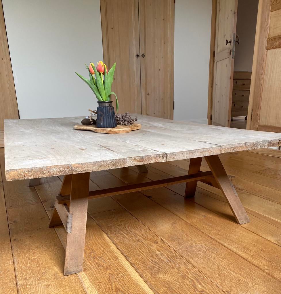 Oude salontafel, Ophalen