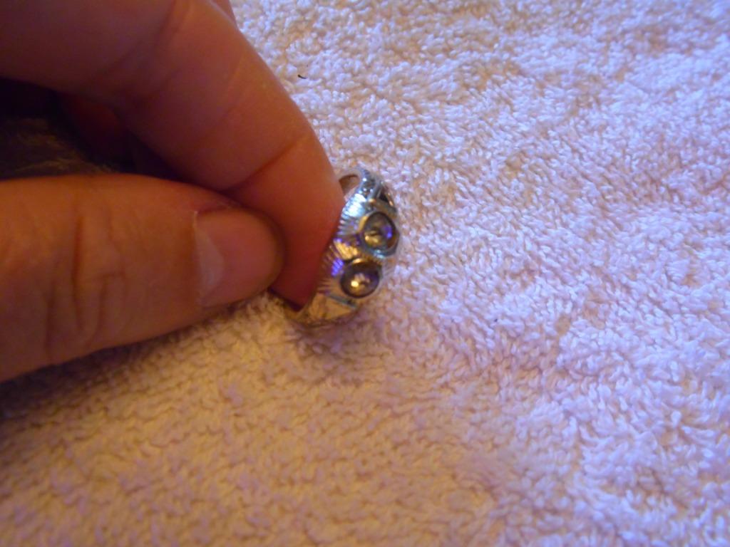 Ring 9, Handtassen en Accessoires, Ringen, Ophalen of Verzenden, Gebruikt, IJzer of Staal, Dame