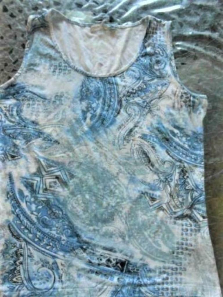 Petite blouse légère pour dames ou jeunes, Enlèvement ou Envoi, Neuf, Taille 42/44 (L), Bleu
