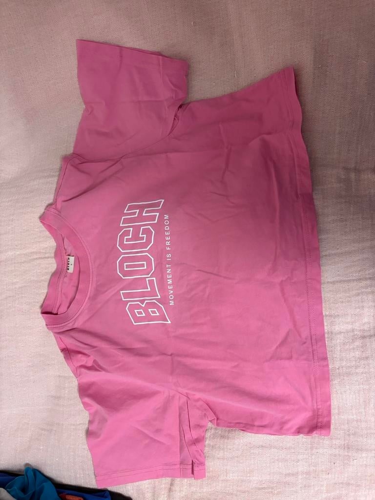 T- shirt Bloch 12 ans, Vêtements | Femmes, Enlèvement, Comme neuf