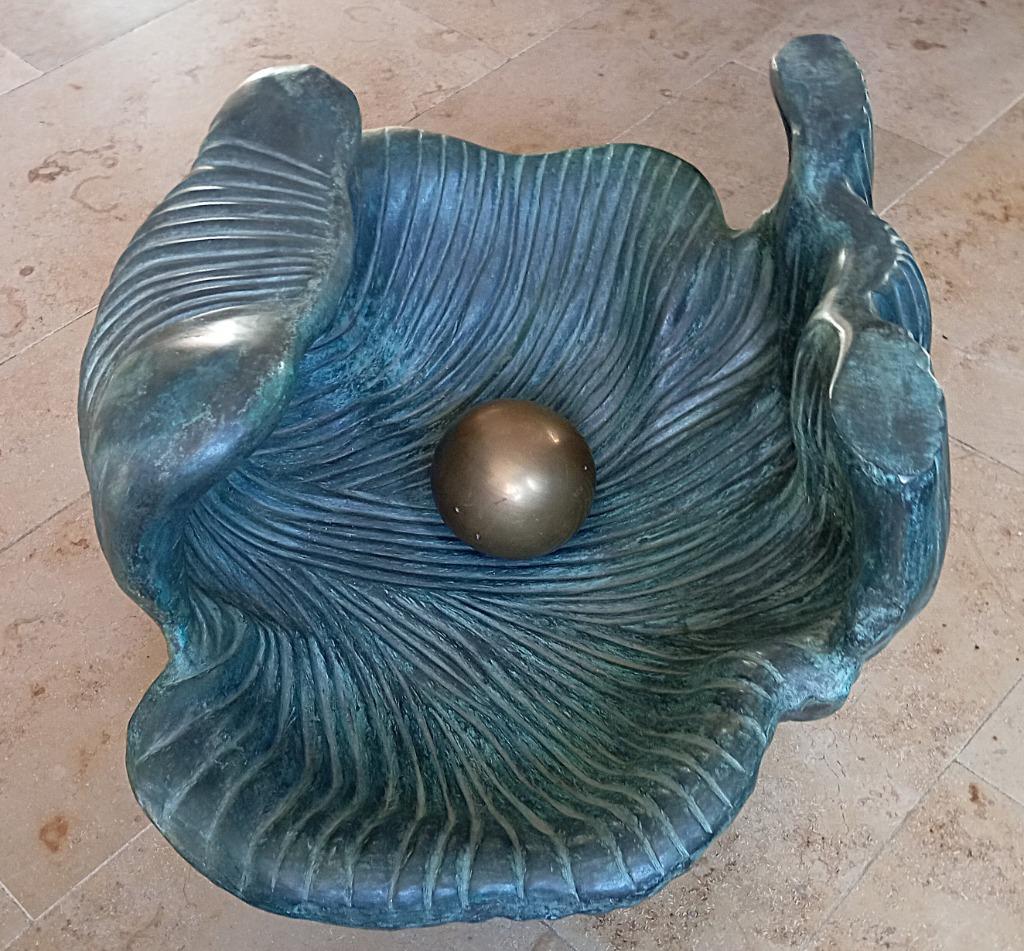 statue en bronze, huître et perle, table basse 55 kilos, Enlèvement ou Envoi, Bronze