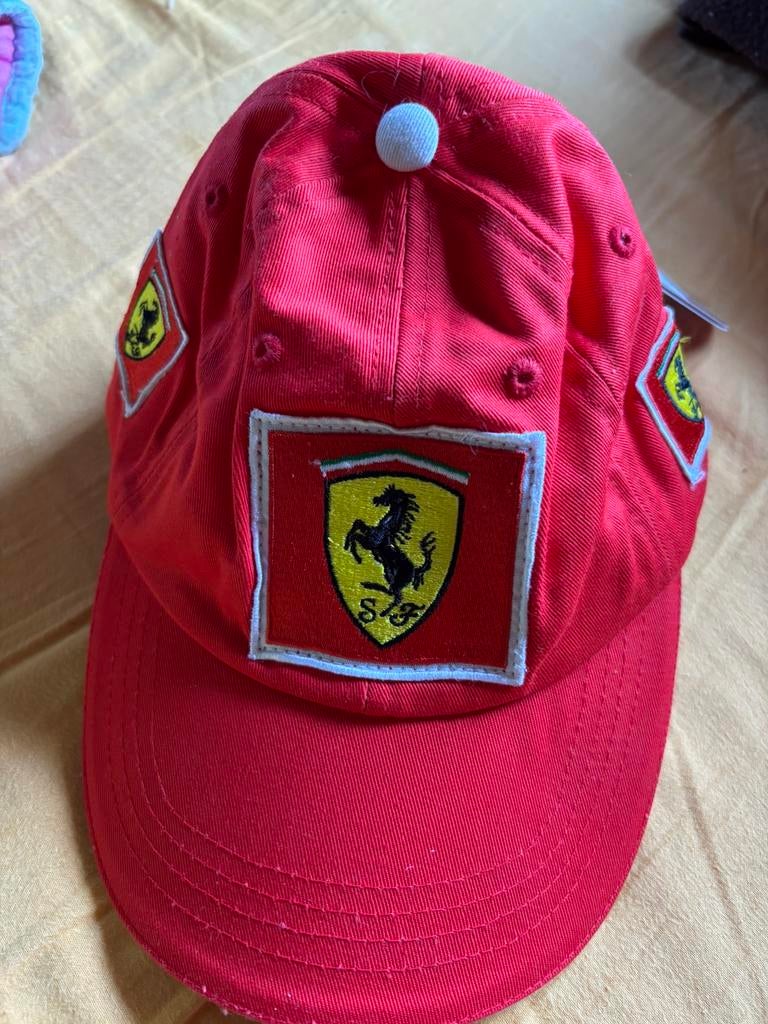 Ferrari pet cap fila nieuw, Verzamelen, Ophalen, Nieuw, Formule 1