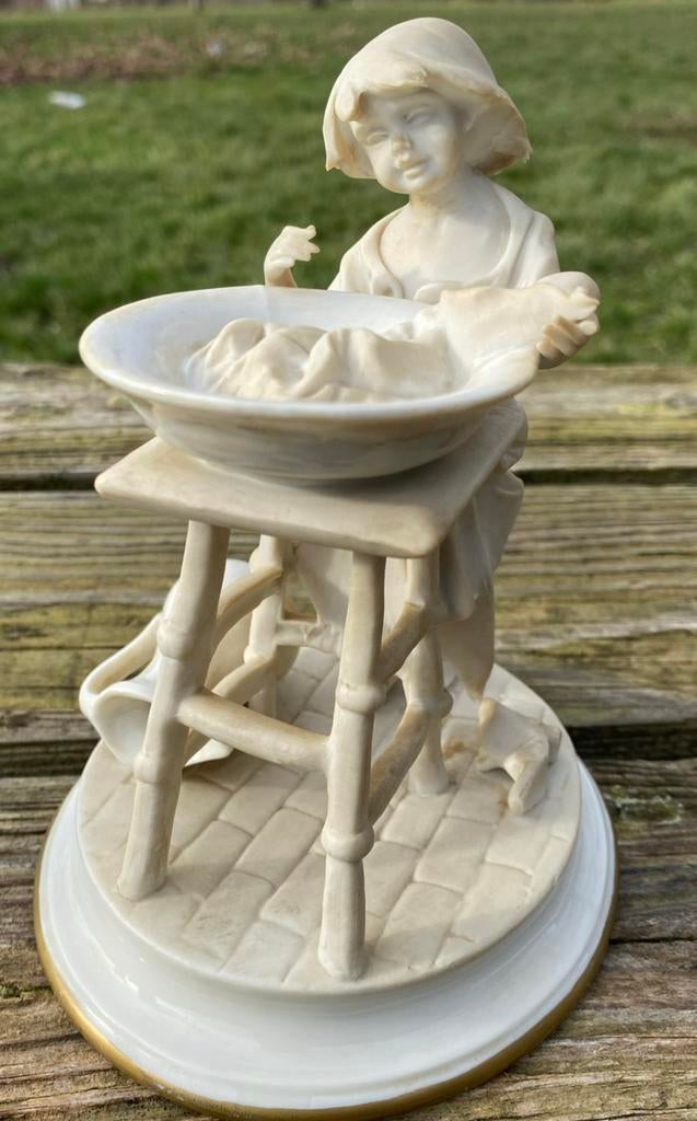Porseleinen beeldje “Nicoletta” gemerkt Nico Venzo Italiaans, Antiquités & Art, Antiquités | Porcelaine, Enlèvement ou Envoi