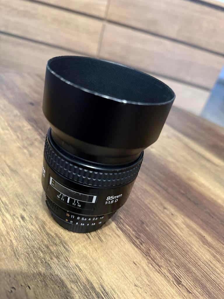 Objectif Nikon AF 85mm, Ophalen, Gebruikt
