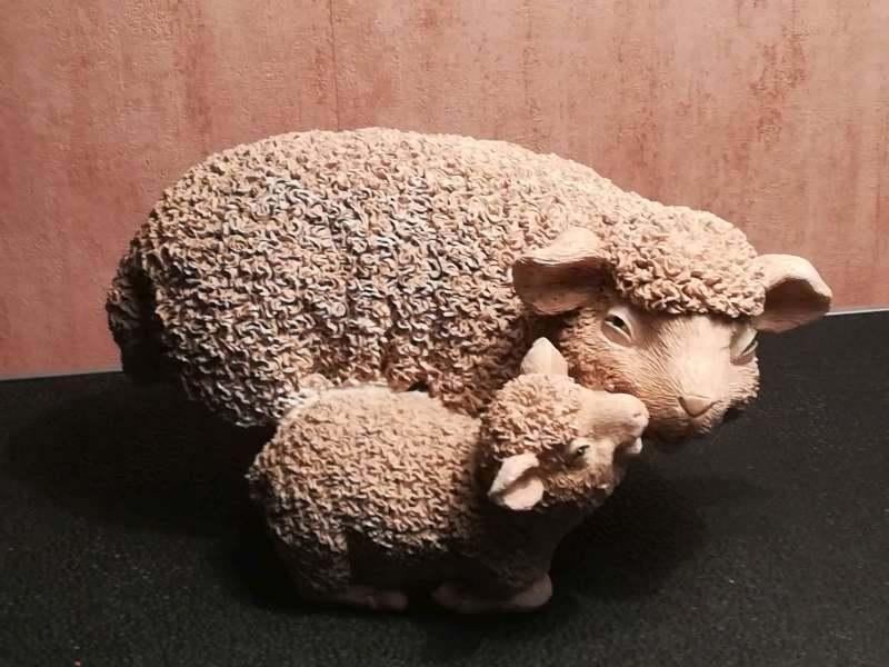Beeld schaap met lammetje, Huis en Inrichting, Woonaccessoires | Overige, Zo goed als nieuw, Ophalen of Verzenden