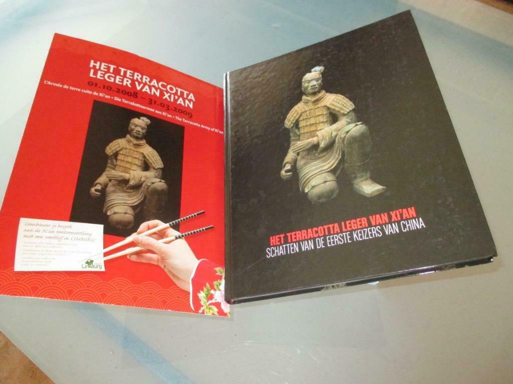 Het terracotta leger van Xi’an – Benoît Mater ( HARDCOVER), Boeken, Kunst en Cultuur | Beeldend, Zo goed als nieuw, Beeldhouwkunst