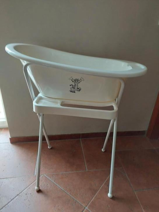 Baignoire pour bébé avec baignoire abdominale, Enlèvement, Utilisé