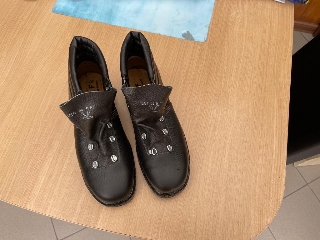 Heren werkschoenen maat 44, Zwart, Nieuw, Ophalen of Verzenden, Werkschoenen