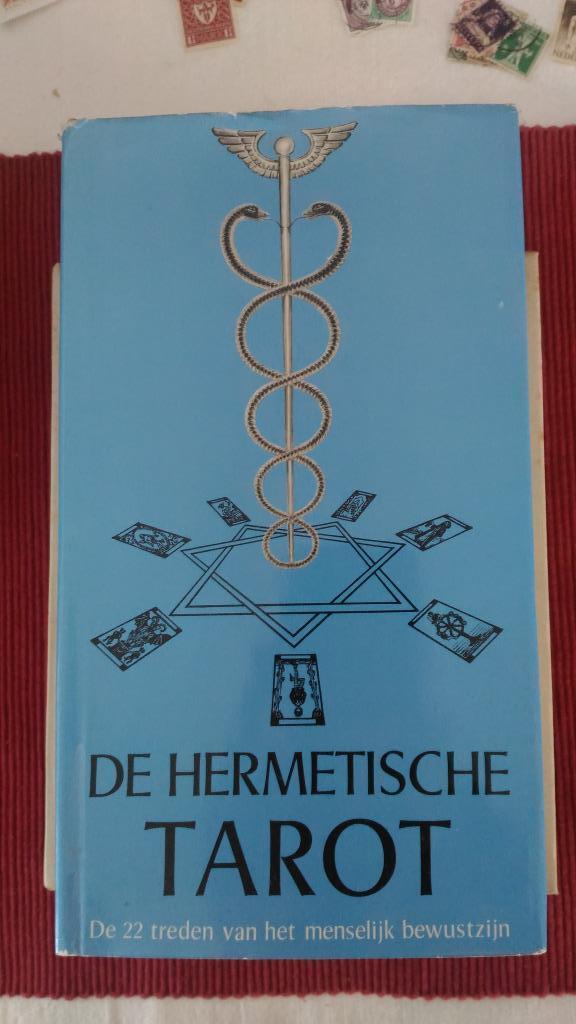 De hermetische TAROT, Boeken, Ophalen