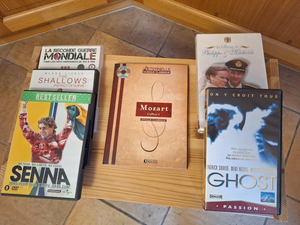 Lot de 3 DVD + 1 coffret CD + 2 cassettes vidéo, Ophalen of Verzenden, Nieuw, Film, Overige typen
