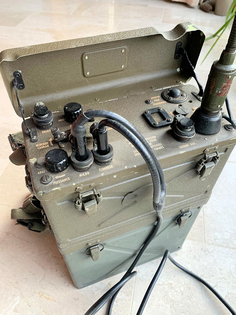 Radio militaire SCR-300/BC-1000 Fr fonctionne+alimentation., Ophalen, Landmacht, Overige typen