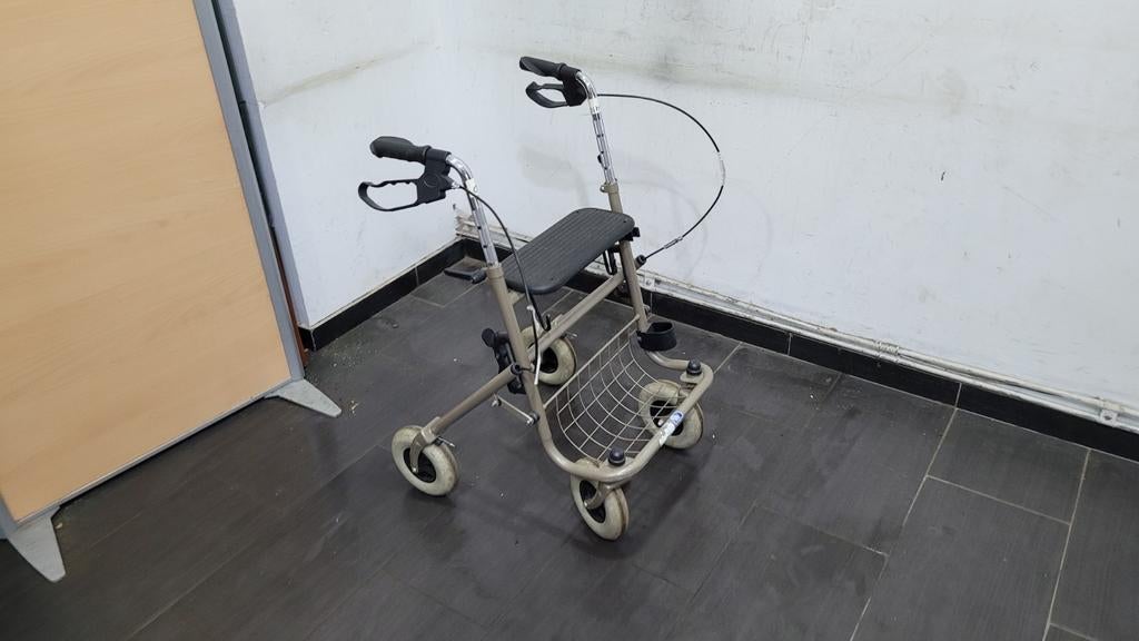 déambulateur vermeiren avec quatre roues légère pliable en p, Pliable