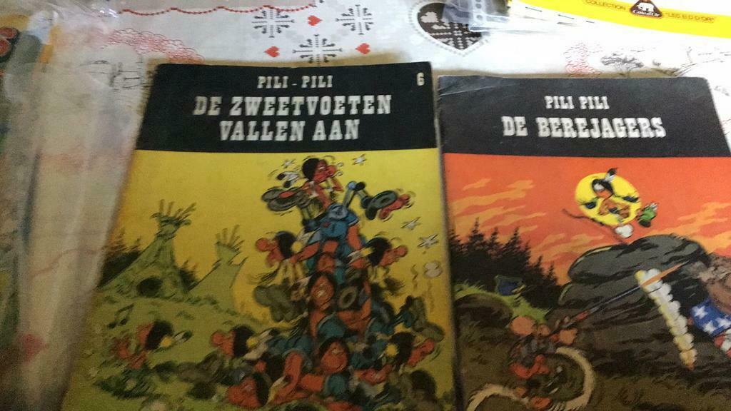 Pili -pili(=), Boeken, Meerdere stripboeken, Ophalen, Gelezen
