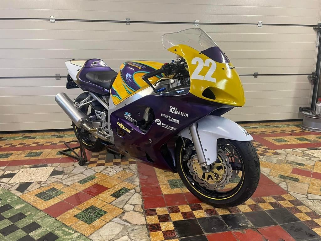 Suzuki gsx-r 600, Motoren, Ophalen, 4 cilinders, Meer dan 35 kW
