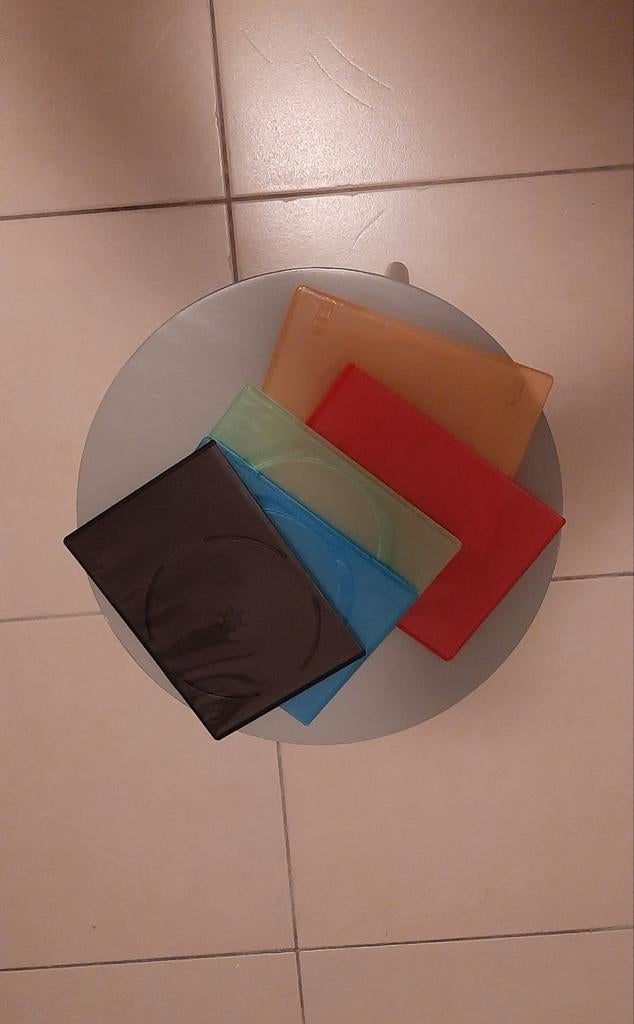 LEGE DVD doosjes, Cd's en Dvd's, Alle leeftijden, Ophalen, Zo goed als nieuw