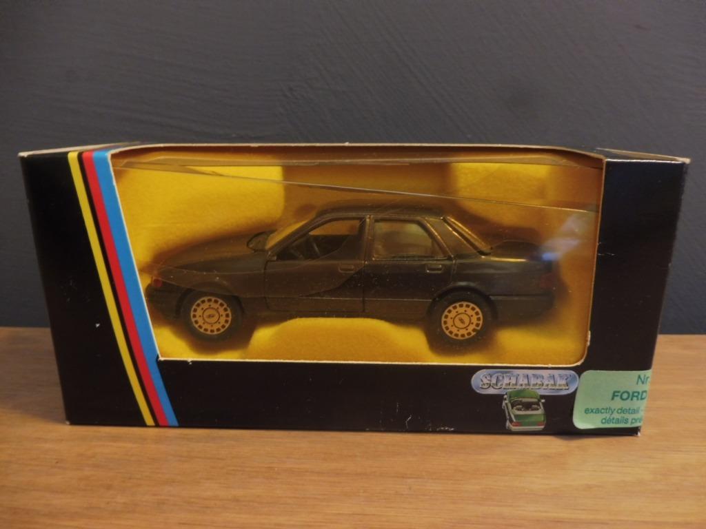 1:43 Schabak 1080 Ford Sierra Ghia 1984 donkergrijsmet., Hobby & Loisirs créatifs, Voitures miniatures | 1:43, Utilisé, Voiture