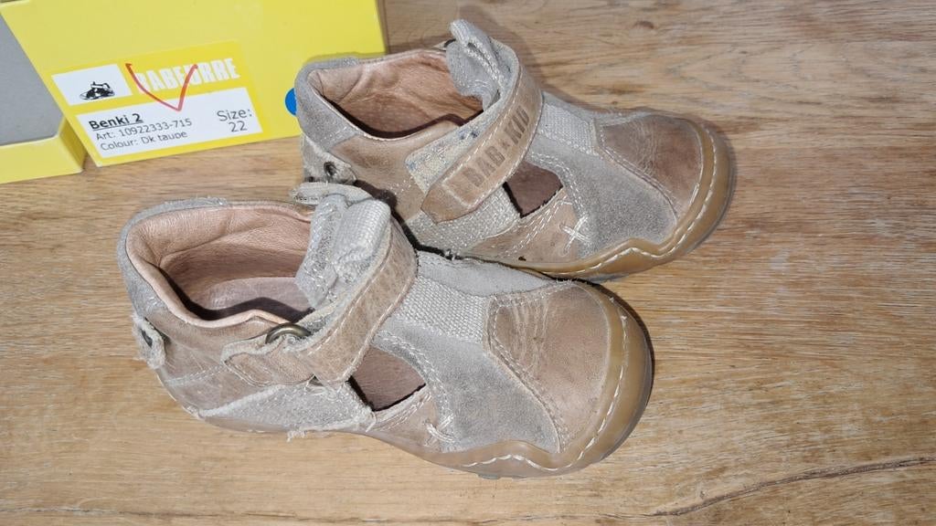 Chaussures Babeure taille 22, Enfants & Bébés, Vêtements de bébé | Chaussures & Chaussettes, Babeure, Garçon, Enlèvement ou Envoi