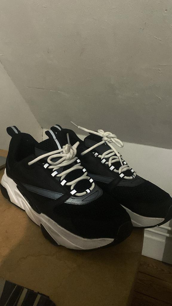 Dior b22 kan ook ruilen voor en monitor, Zwart, Ophalen of Verzenden, Zo goed als nieuw, Sneakers