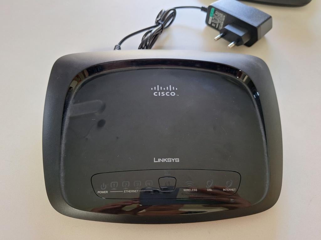 linksys wireless-N Home ADSL2+ modem router WAG120N, Ophalen, Gebruikt, Router
