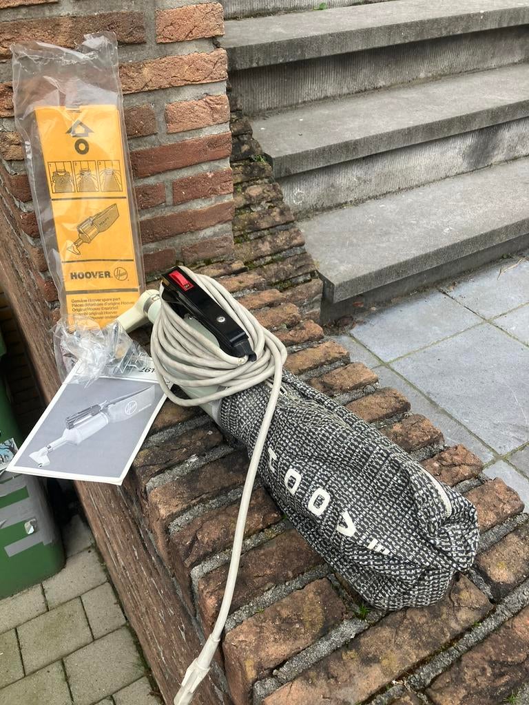 Vintage handstofzuiger Hoover / intact, Elektronische apparatuur, Ophalen, Zo goed als nieuw