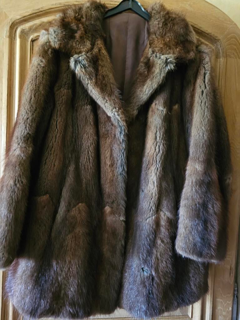 manteau de fourrure « VISON »., Enlèvement, Comme neuf, Taille 42/44 (L)