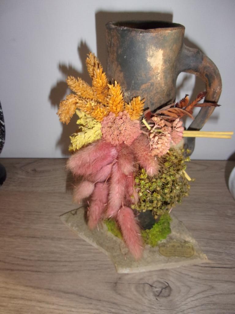 vase foncé en poterie, Enlèvement ou Envoi