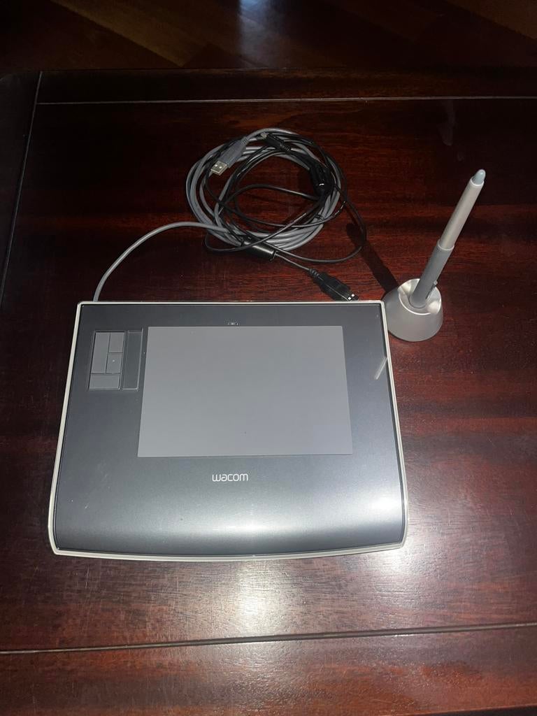 Intuos 3 - model: PTZ-431W incl.Wacon Intuos Grip Pen Stylus, Computers en Software, Ophalen, Multi-touch, Zo goed als nieuw, Wacom