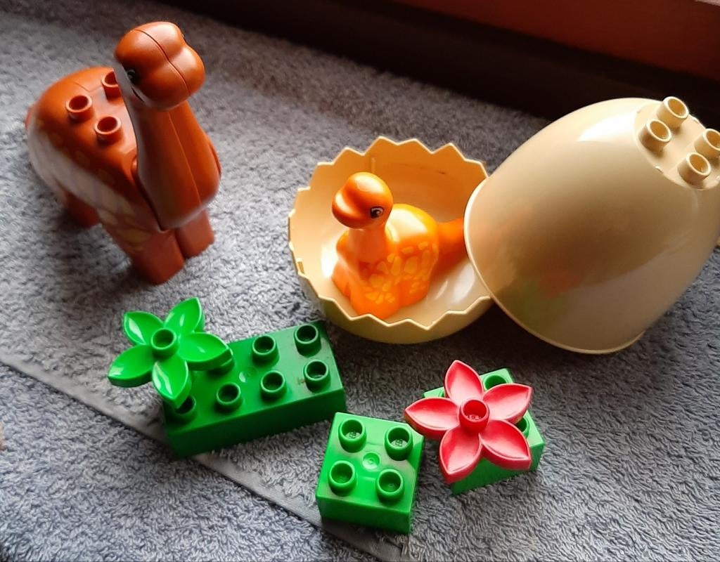 Lego duplo Geboorte van een dino set nr 5596, Kinderen en Baby's, Ophalen of Verzenden, Zo goed als nieuw, Duplo