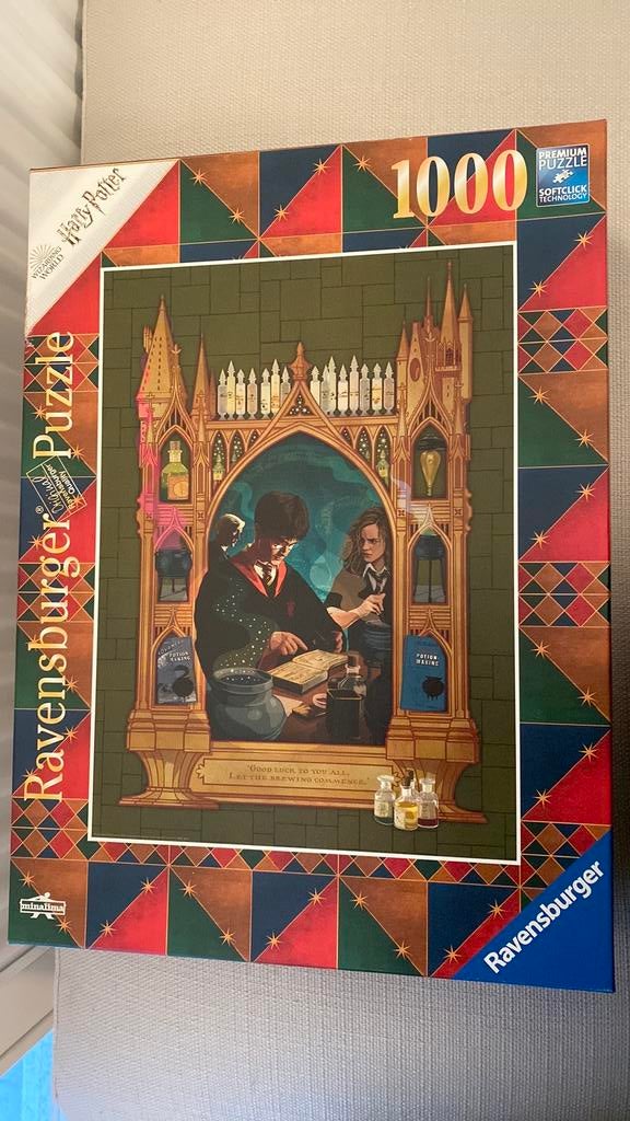 Harry Potter puzzel 1000, Hobby en Vrije tijd, Ophalen, 500 t/m 1500 stukjes, Zo goed als nieuw, Legpuzzel