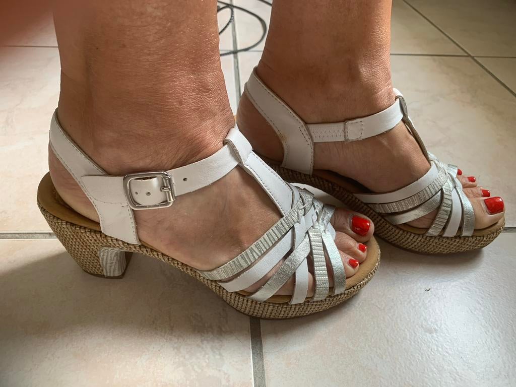 Elegante sandalen Gabor 5 1/2 G wit leer als nieuw, Ophalen of Verzenden, Zo goed als nieuw, Wit