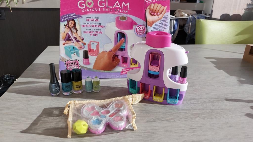 Go glam nagelstudio - Nieuwstaat, Ophalen of Verzenden, Zo goed als nieuw, Meisje