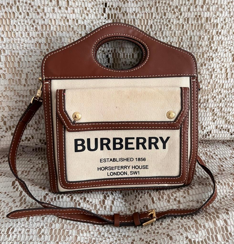 Sac bandoulière BURBERRY bicolore, Bijoux, Sacs & Beauté, Sacs | Sacs à bandoulière, Enlèvement ou Envoi, Comme neuf, Cuir