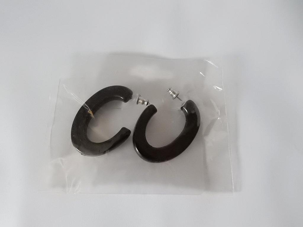 Zwarte oorbellen (nieuw), Bijoux, Sacs & Beauté, Boucles d'oreilles, Enlèvement ou Envoi, Autres matériaux, Noir, Neuf