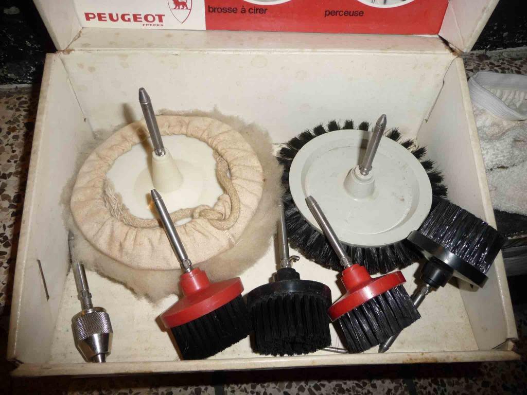 brosses rotatives pour lustreuse polisseuse  Peugeot - NORLY, Enlèvement ou Envoi, Comme neuf