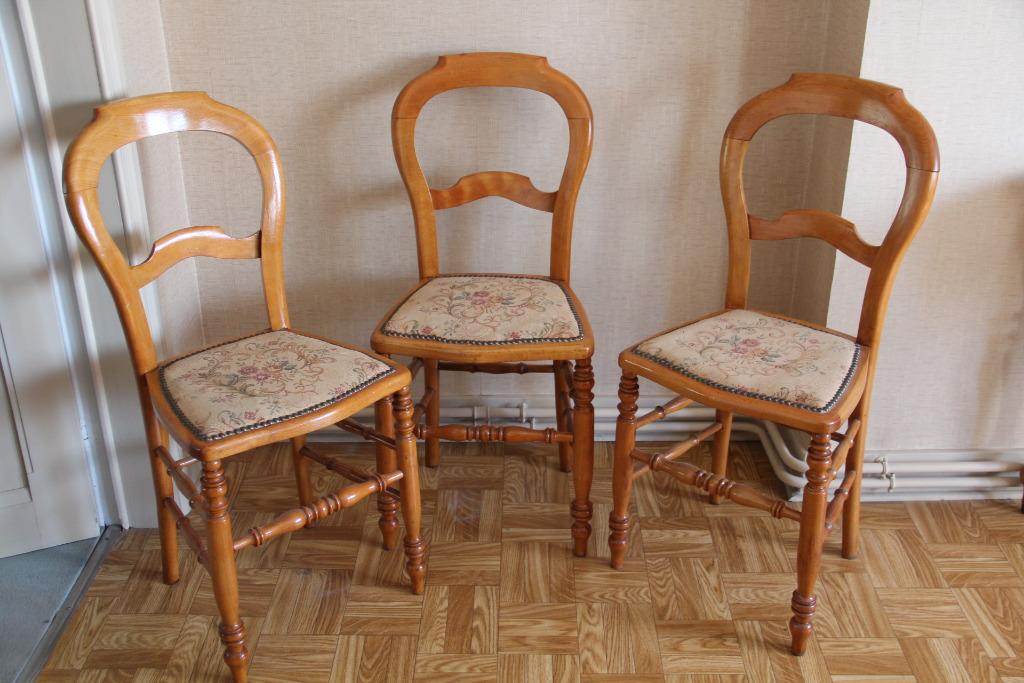 3 antieke gestoffeerde stoelen van Louis Philippe, Ophalen