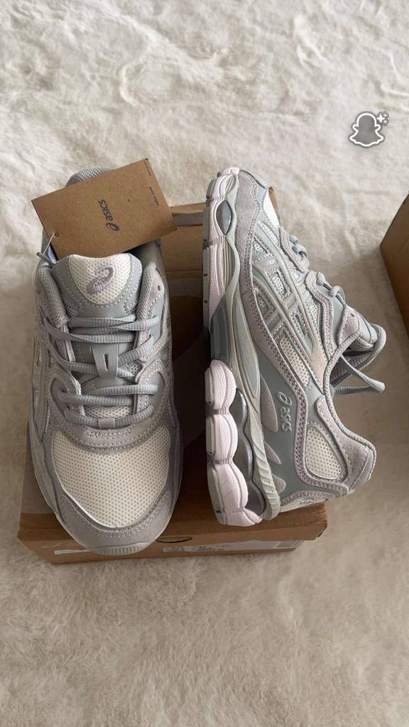 Asics, Enlèvement ou Envoi, Neuf