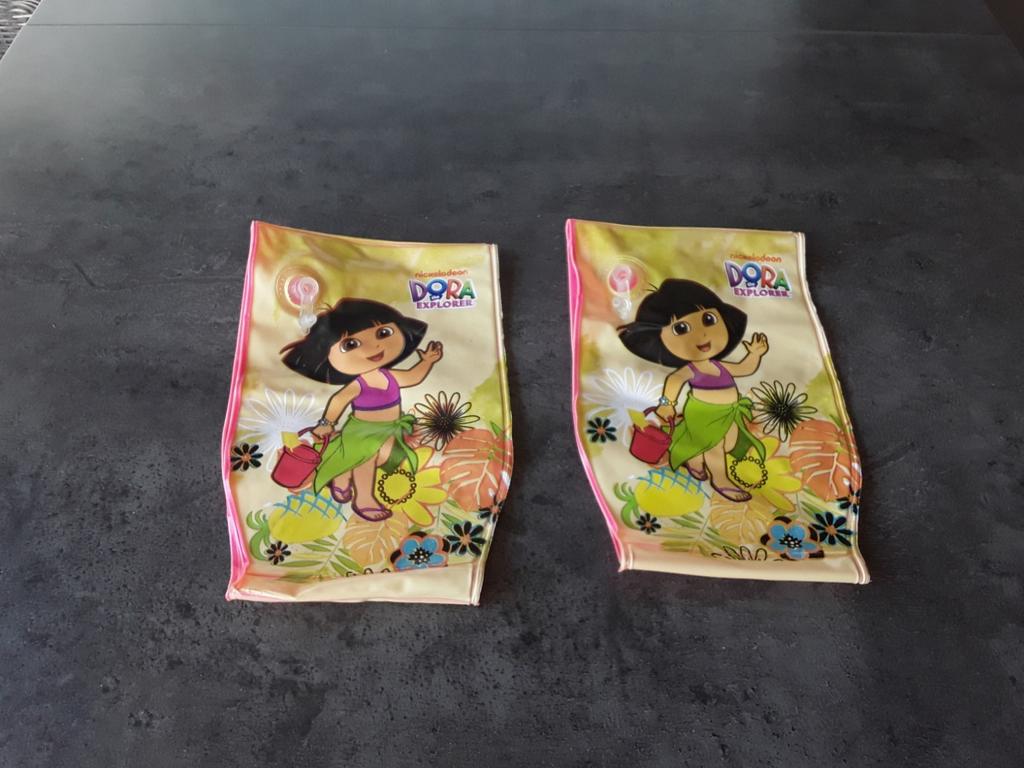 2 zwembandjes (Dora)., Kinderen en Baby's, Ophalen, Zo goed als nieuw