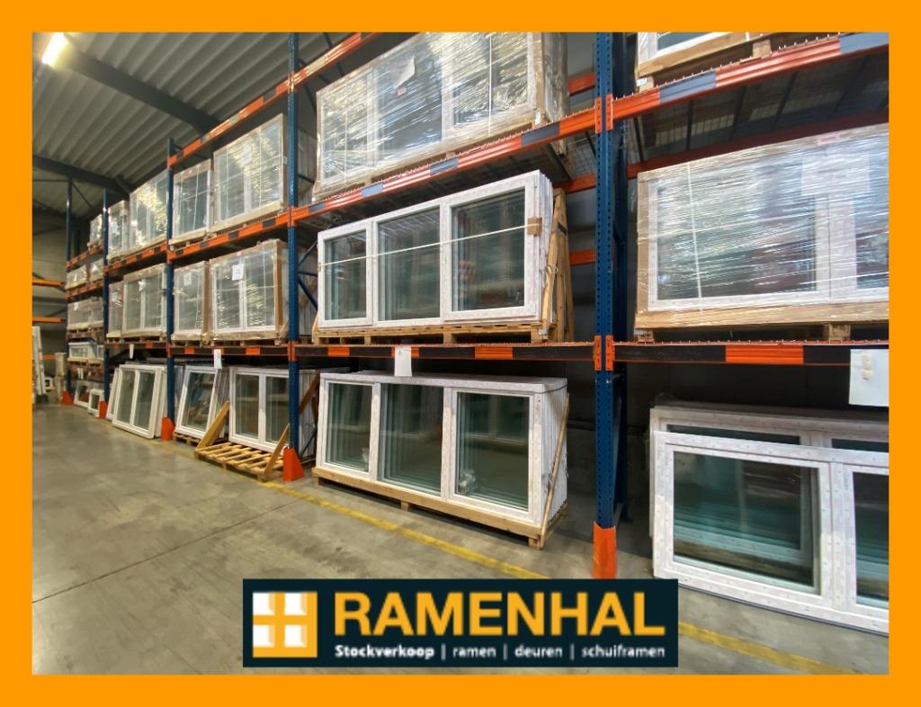 pvc schuifraam, raam, deur, deuren, ramen, schuiframen, 9005, Doe-het-zelf en Bouw, Kunststof, Ramenhal, Raamkozijn, Ophalen of Verzenden