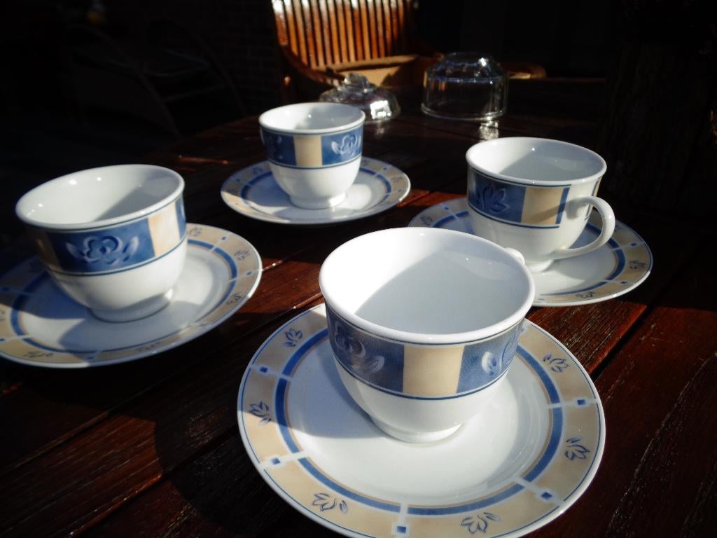 Porselein Schlos Amalienburg4 leuke tasjes en bordjes, Ophalen of Verzenden