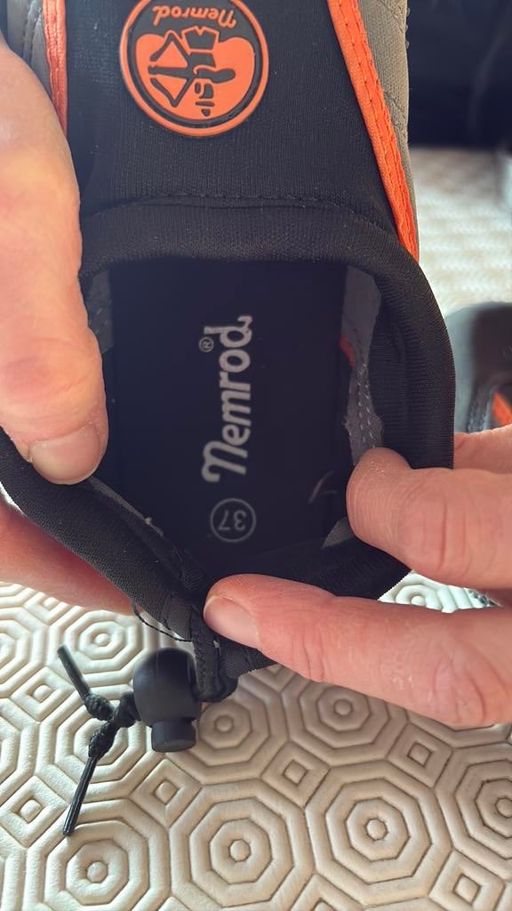 Waterschoenen maat 37, Kinderen en Baby's, Kinderkleding | Kinder-zwemkleding, Ophalen, Zwemschoenen, Jongen of Meisje, Overige maten