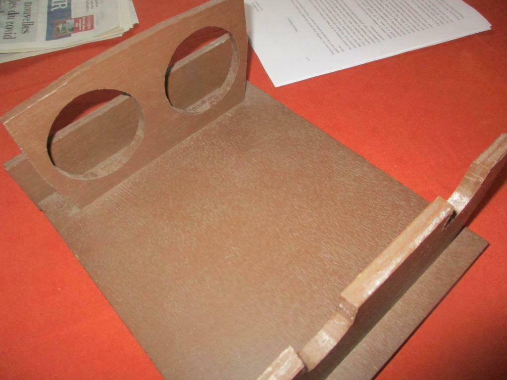 PORTE-BOUTEILLES ARTISANAL EN BOIS., Enlèvement ou Envoi, Comme neuf, Bois, Moins de 5 bouteilles