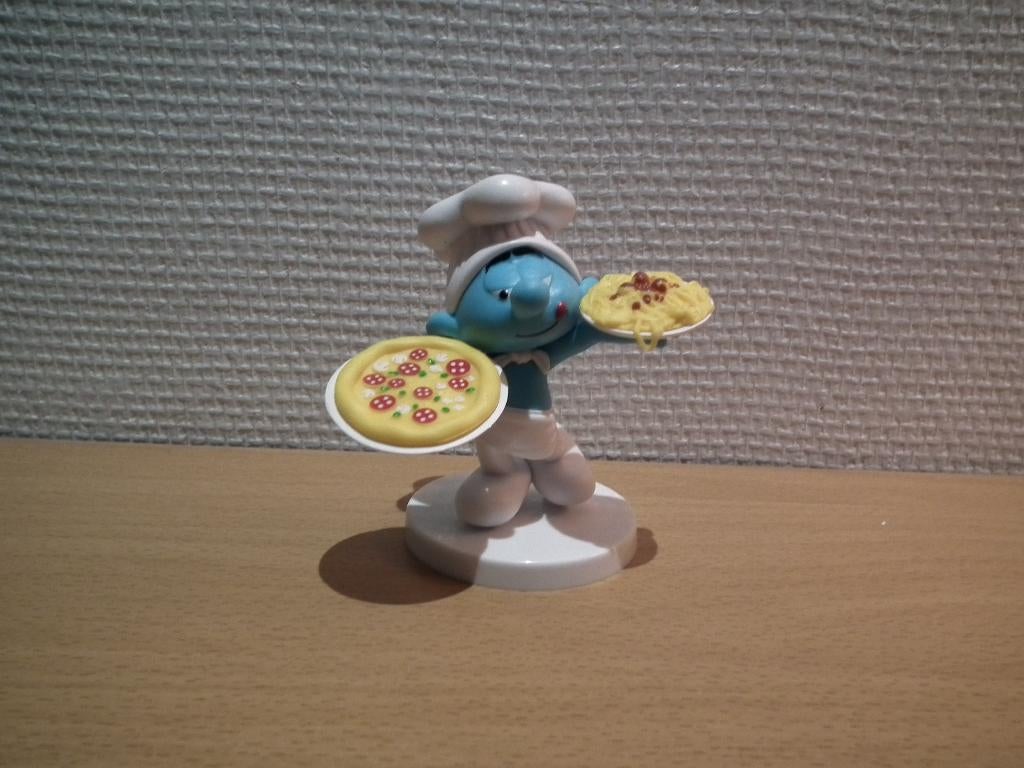 Figurine le schtroumpf cuisinier (Peyo 2025) hauteur 8 cm, Collections, Schtroumpfs, Envoi, Comme neuf, Autres Schtroumpfs, Poupée, Figurine ou Peluche