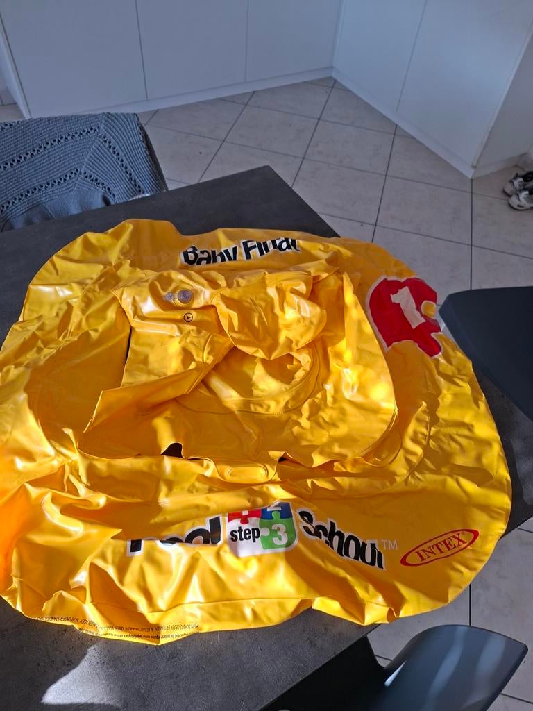 Babyband intex, Ophalen, Zo goed als nieuw
